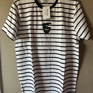 Tokyo ghoul  Striped t shirt  Available 2 SIZE XL